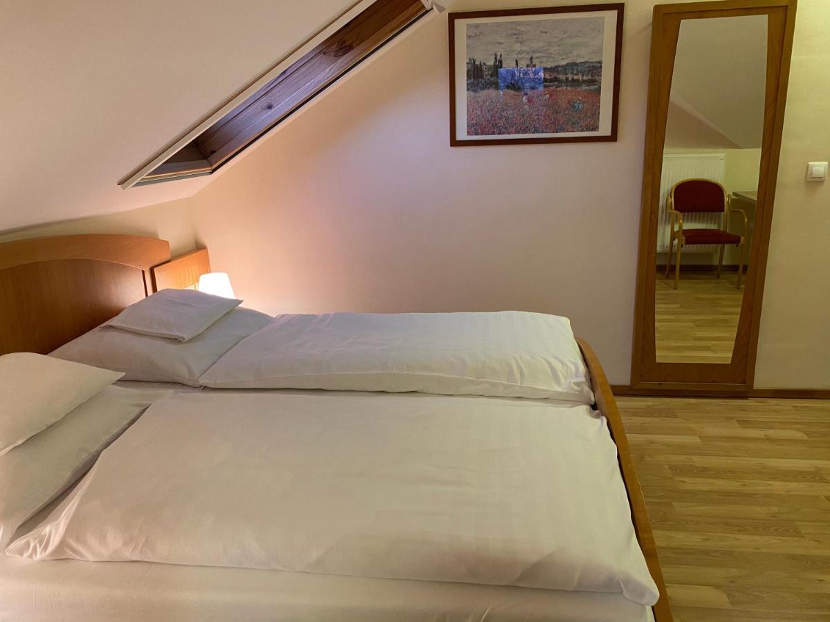 Aurora Panzio Bed & Breakfast Buk Luaran gambar